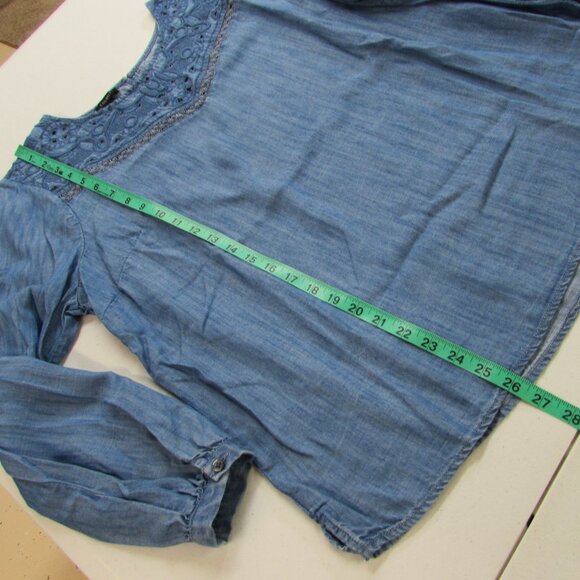 Talbots Embroidered Cut Out Chambray Blouse Tencel Denim Blue Size XL - Picture 16 of 16